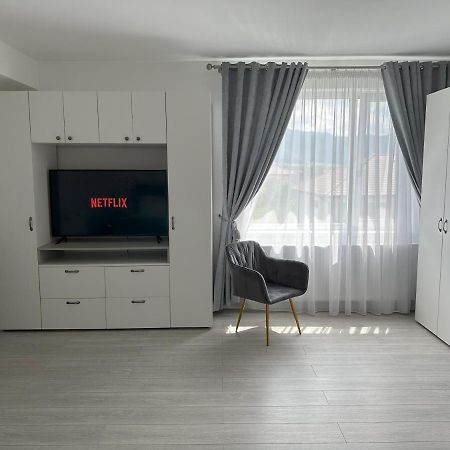 Elisio - Maple House Apartment Ghimbav Екстериор снимка